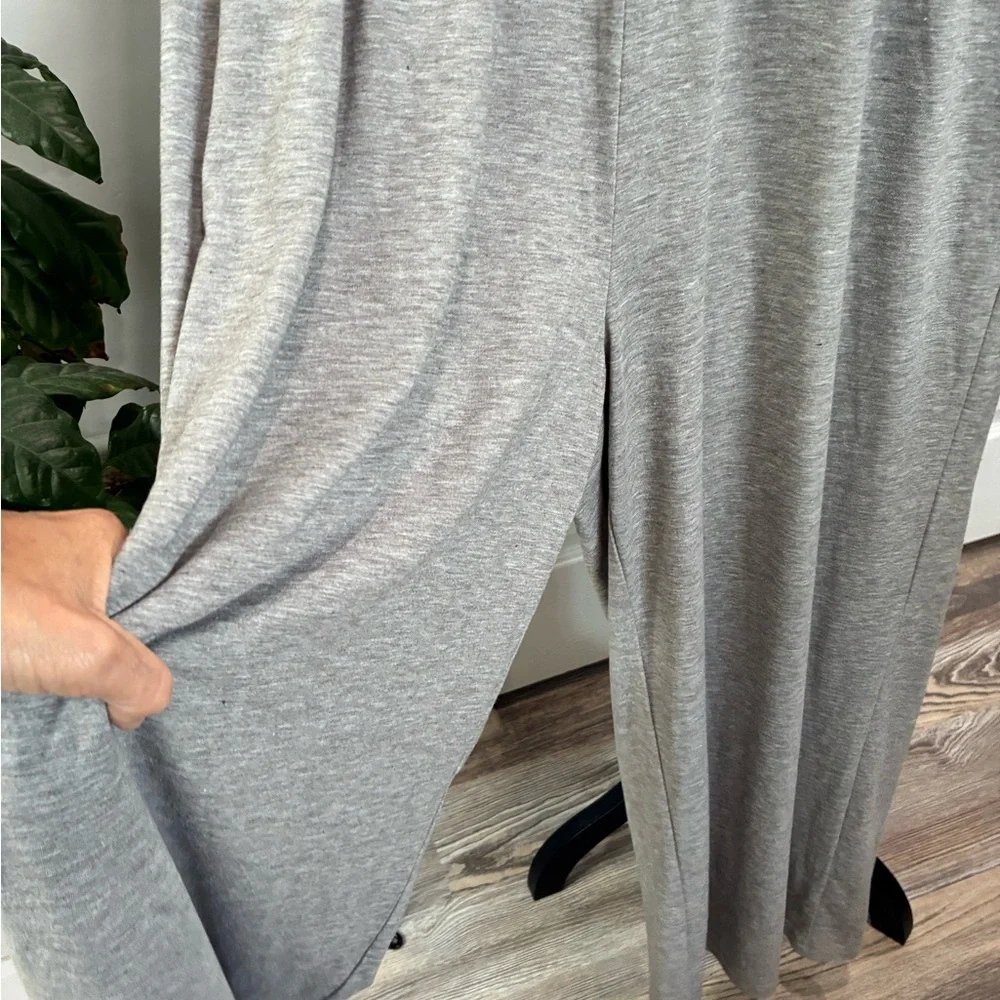 Dokotoo Gray Sleeveless Jumpsuit - Picture 2 of 5
